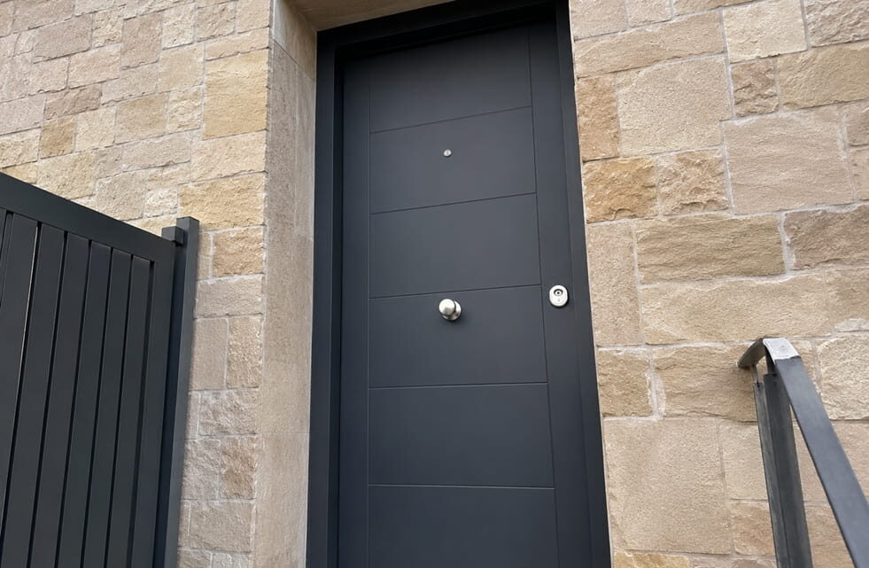 Puertas acorazadas en Calafell